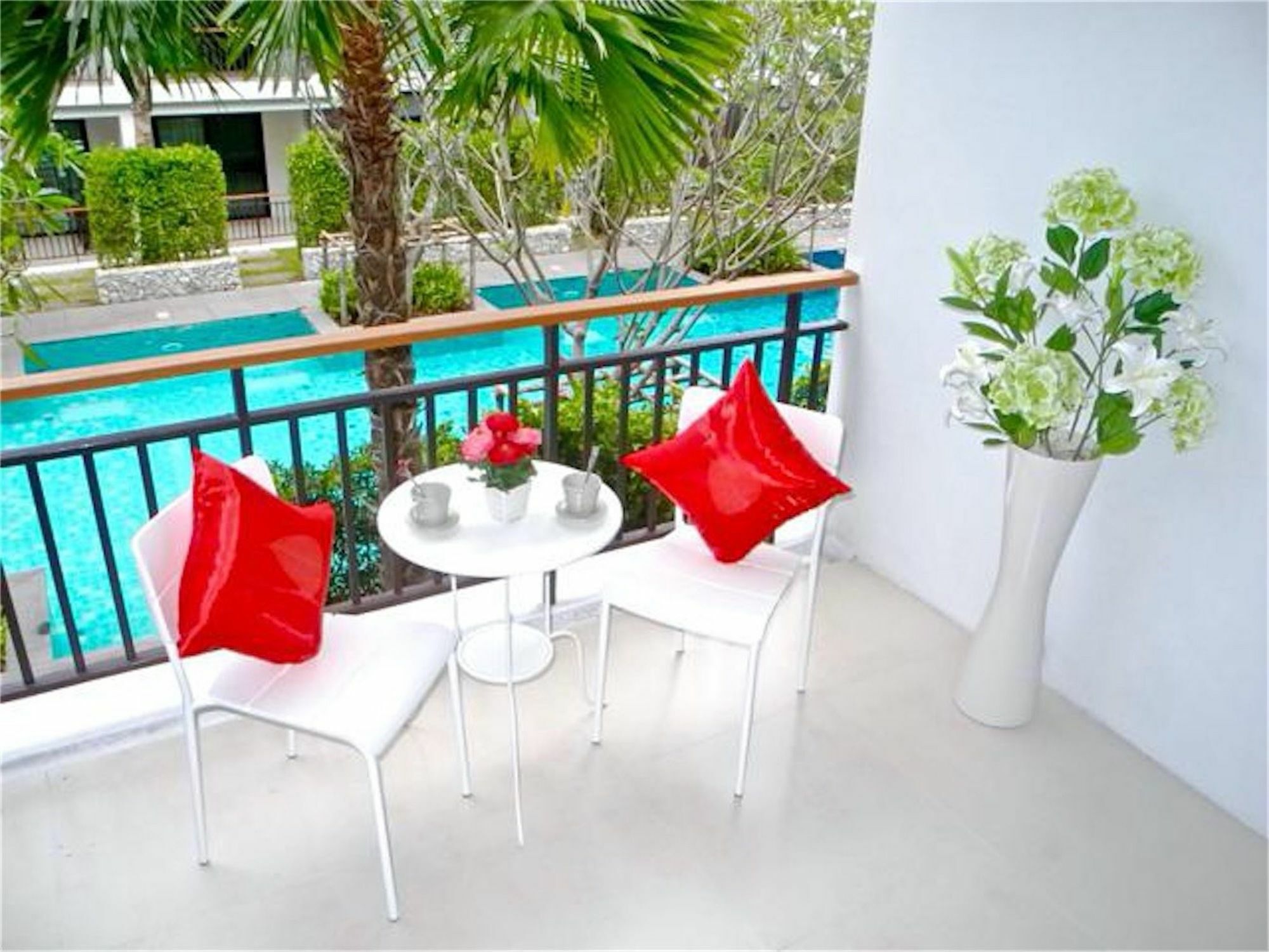 Title Rawai 2-Bedroom Apartment Pool View Экстерьер фото